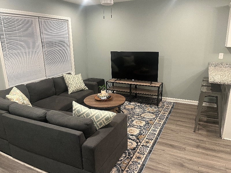 Furnished Finder property 613370_1 photo 22
