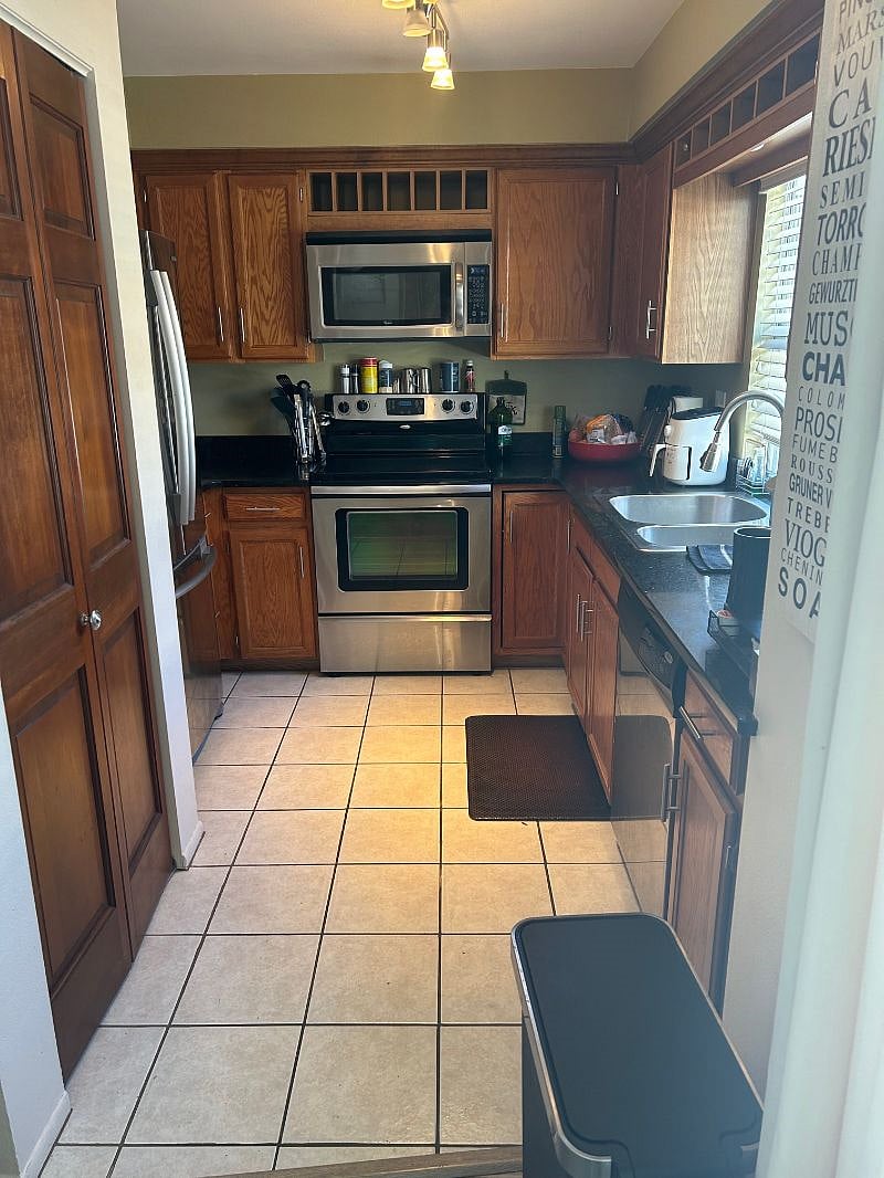 Furnished Finder property 613374_1 photo 3