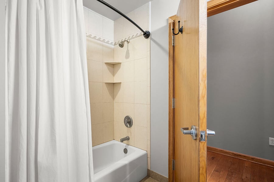 Furnished Finder property 613395_1 photo 22