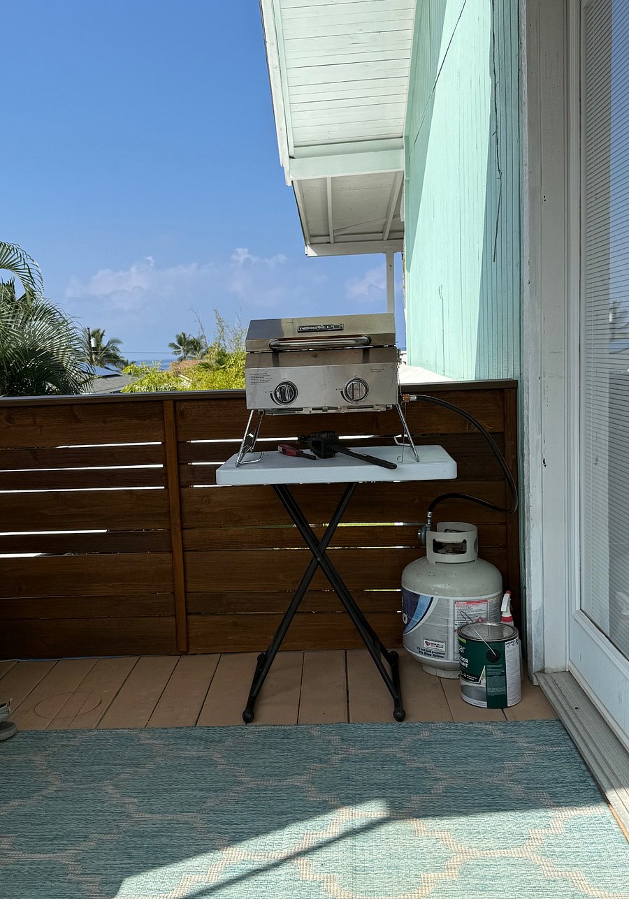 Covered Entry, BBQ