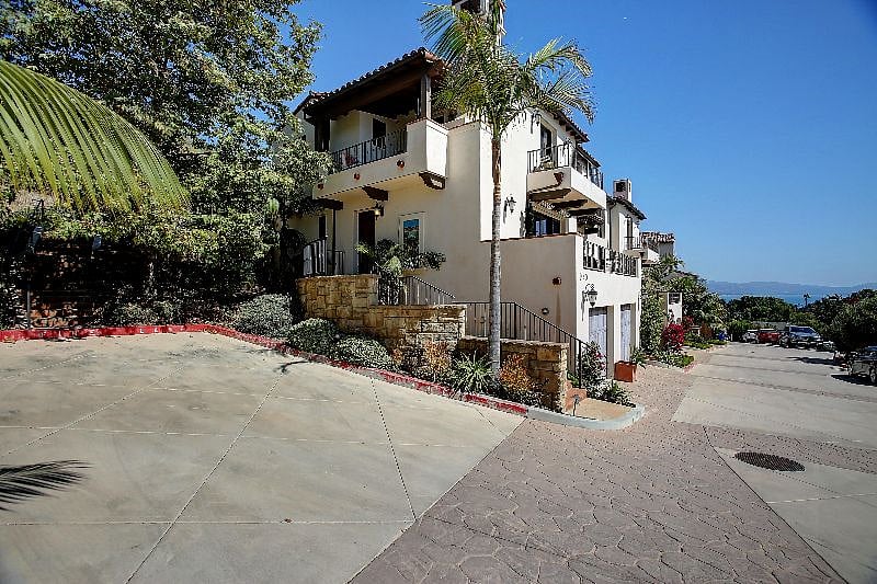 Furnished Finder property 613421_1 photo 17