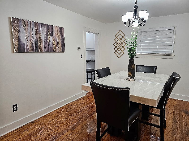 Shared dining room