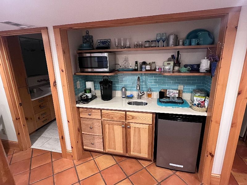 Furnished Finder property 613581_1 photo 8
