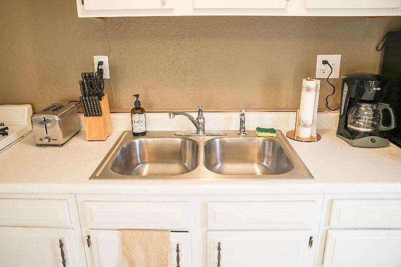 Furnished Finder property 613700_1 photo 11