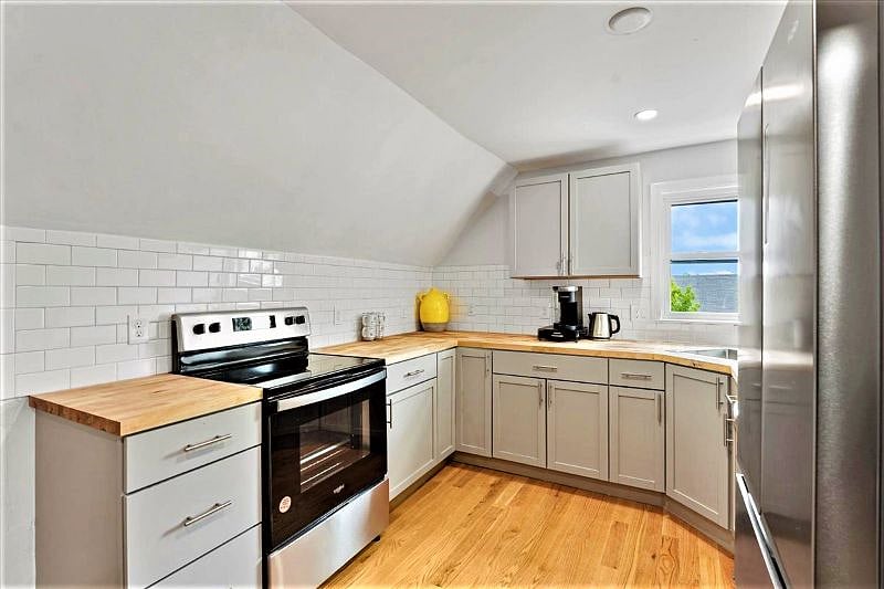 Furnished Finder property 613840_1 photo 10