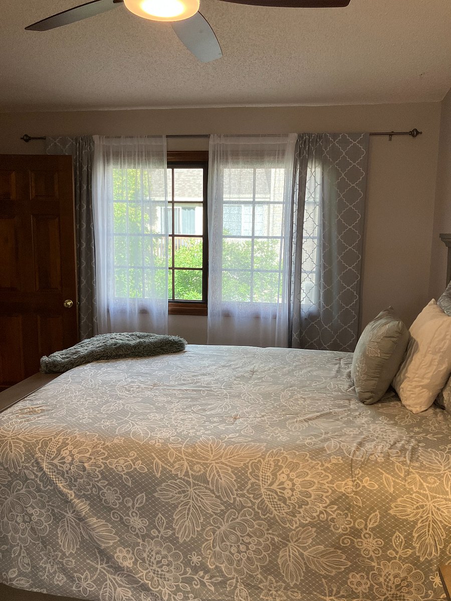 Master bedroom no. 2