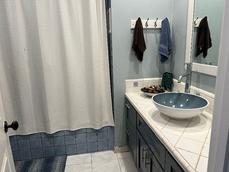 Furnished Finder property 613914_2 photo 13