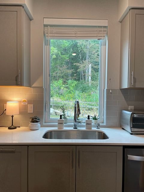 Furnished Finder property 613919_1 photo 14