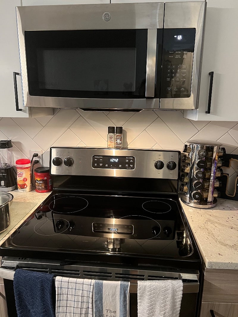 Furnished Finder property 613925_1 photo 3