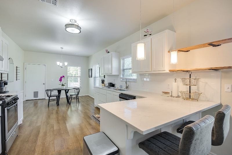 Furnished Finder property 613986_1 photo 10