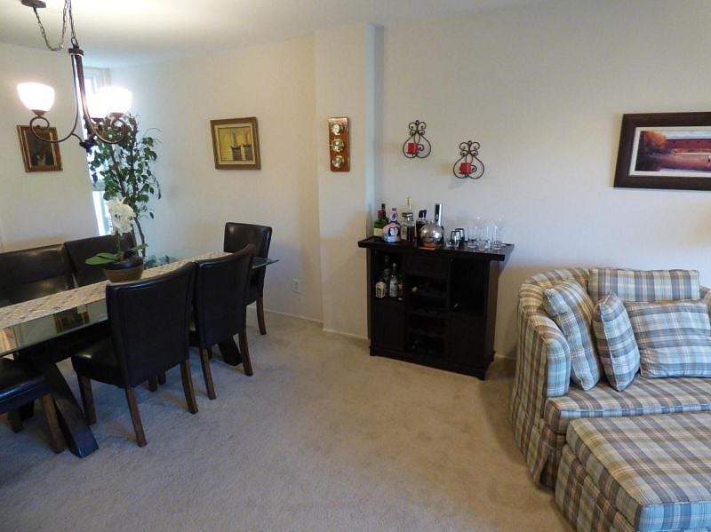 Furnished Finder property 614002_1 photo 3