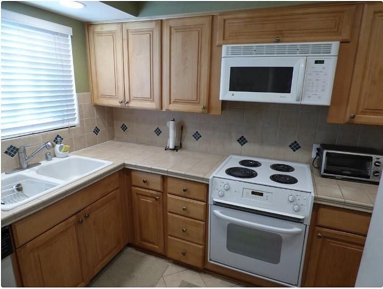Furnished Finder property 614002_1 photo 12