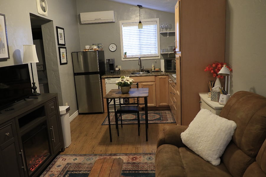 Furnished Finder property 614007_1 photo 3