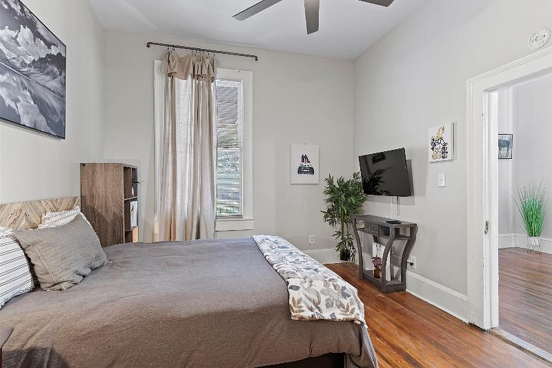 Bedroom #1