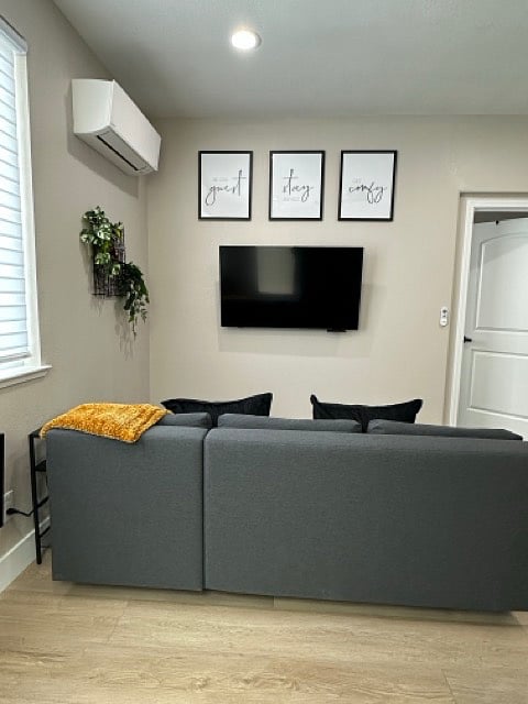 Furnished Finder property 614099_1 photo 8