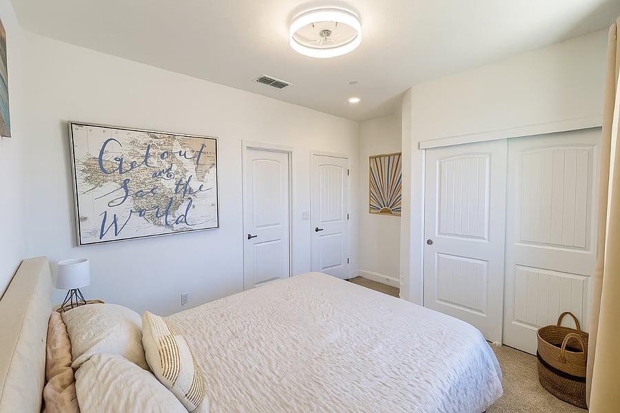 Fan and closet for your convenience