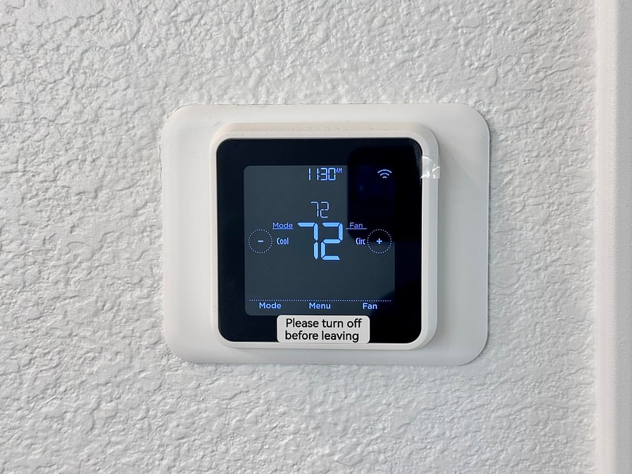 Thermostat Access
Set to your comfort  preset range keeps the space cozy year-round!