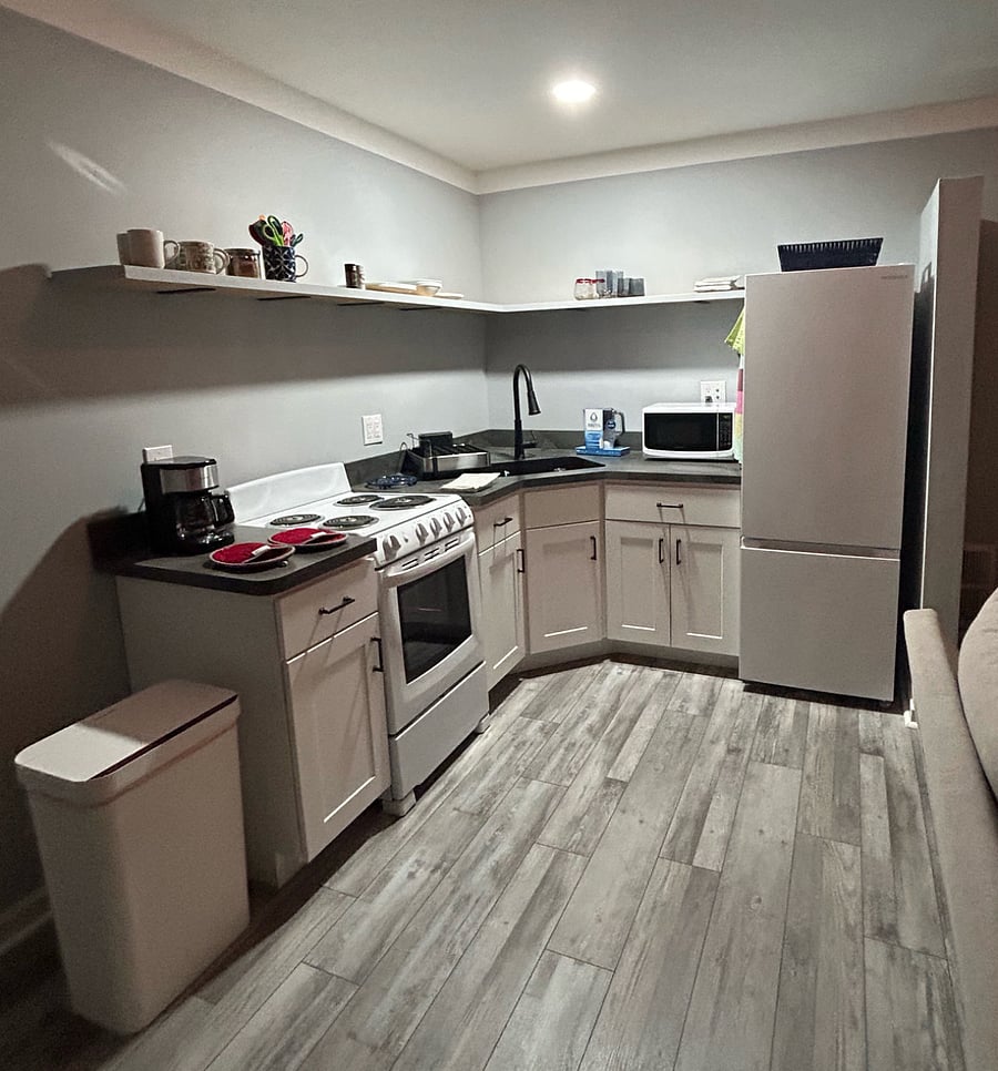 Furnished Finder property 614176_1 photo 12