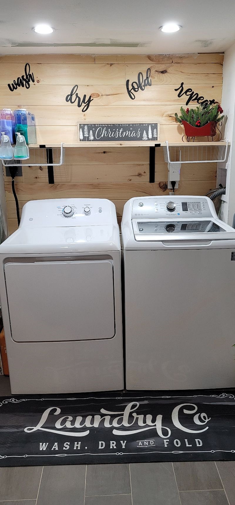 Washer dryer is included 24/7
