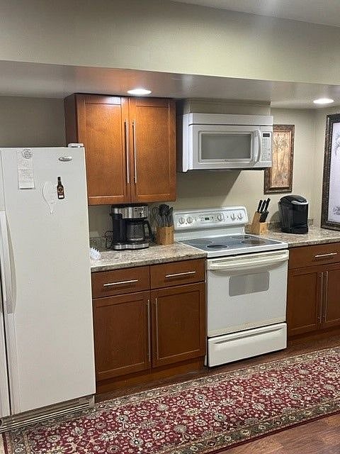 Furnished Finder property 614201_1 photo 13