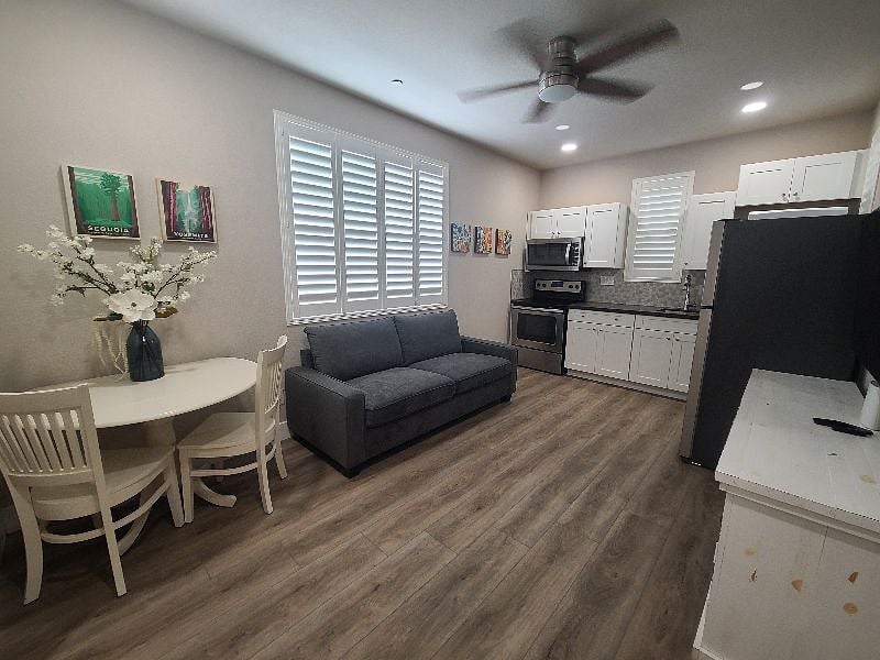 Furnished Finder property 614238_1 photo 3