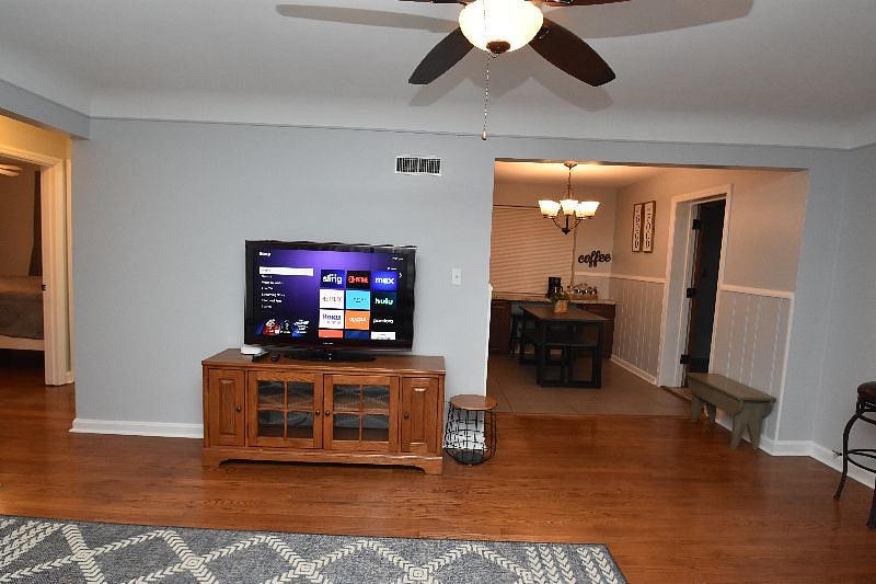 Furnished Finder property 614349_1 photo 3