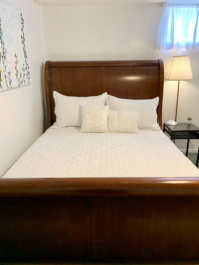 Sleigh bed that is super comfy