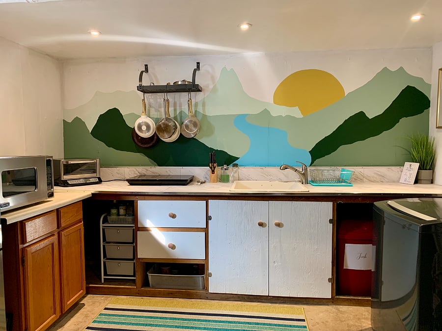 Kitchen and laundry 
