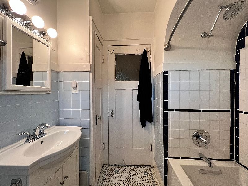 Furnished Finder property 614401_1 photo 16