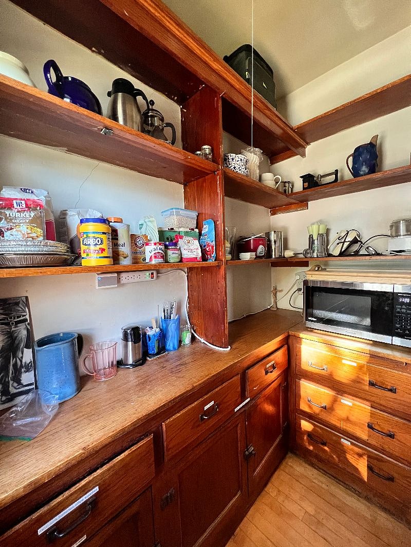 Butler's Pantry