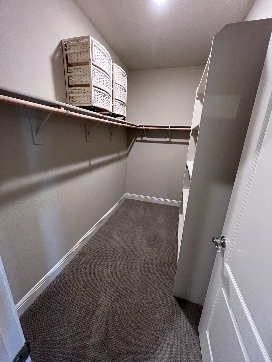 Large Walk in Closet