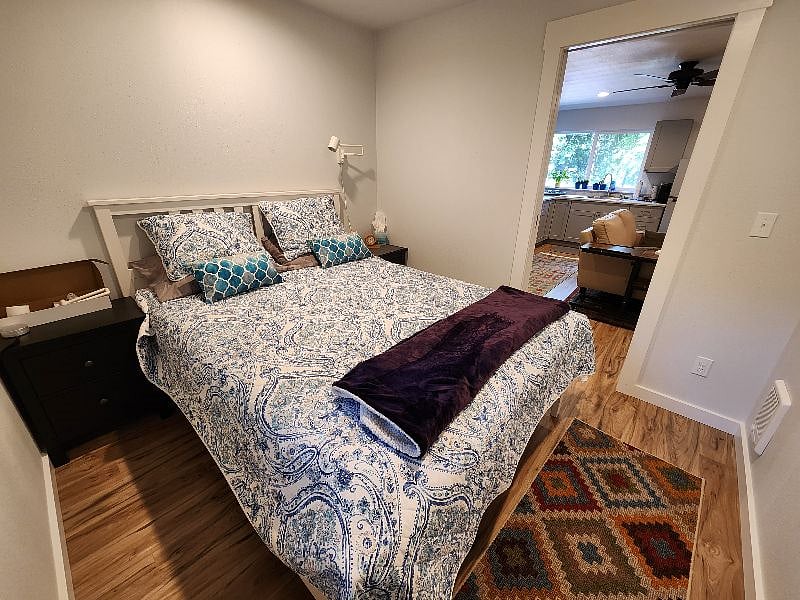 Furnished Finder property 614494_1 photo 7