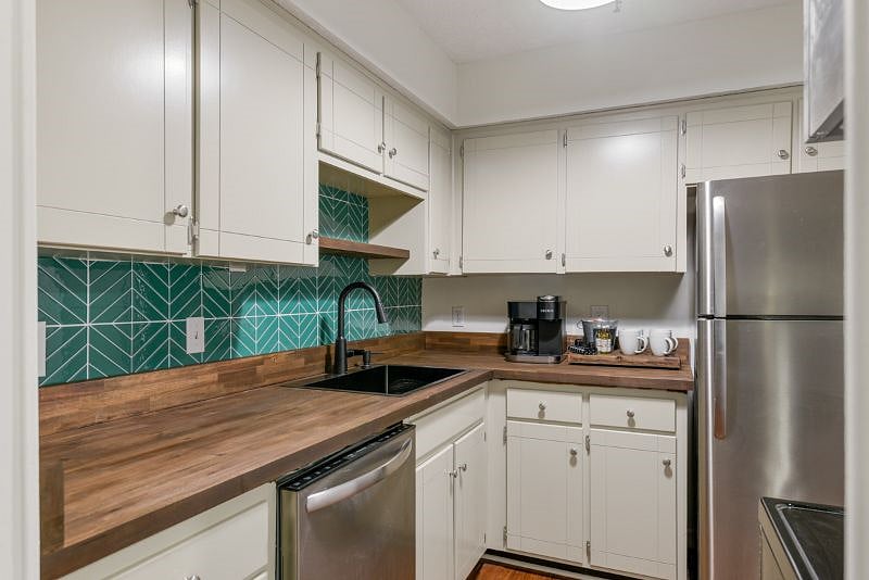 Furnished Finder property 614540_1 photo 6