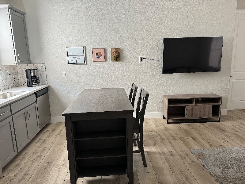 Furnished Finder property 614592_1 photo 5