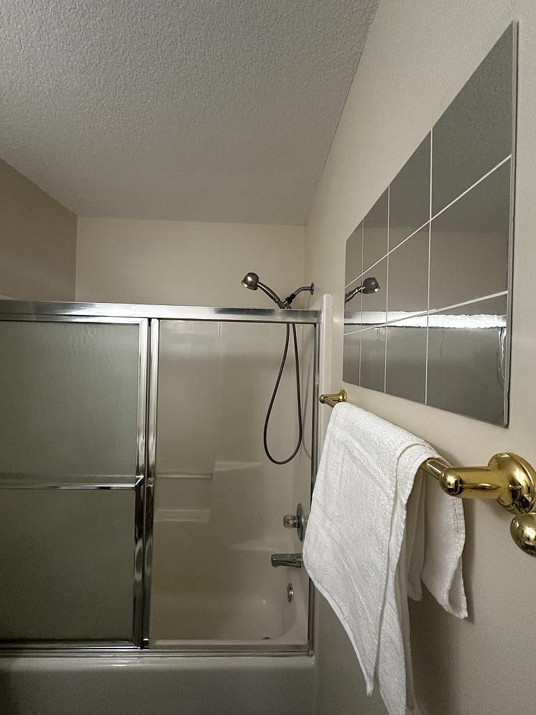 Furnished Finder property 614639_1 photo 33