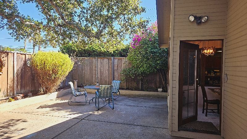 Furnished Finder property 614740_1 photo 21