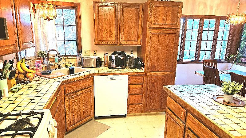 Furnished Finder property 614740_1 photo 31