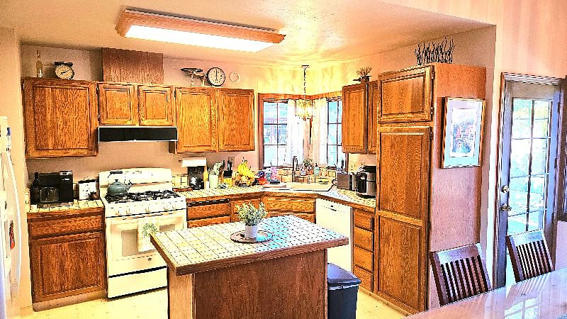 Furnished Finder property 614740_1 photo 32
