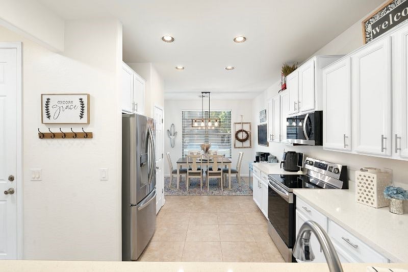 Furnished Finder property 614750_1 photo 7