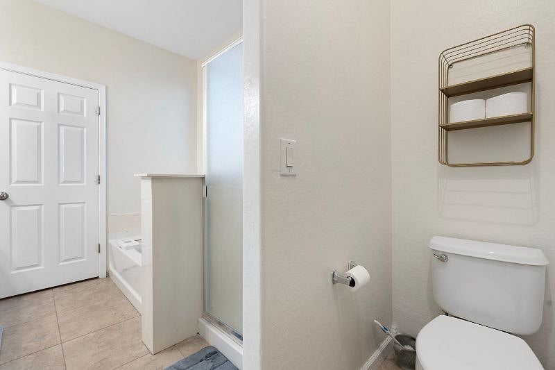 Furnished Finder property 614750_1 photo 24