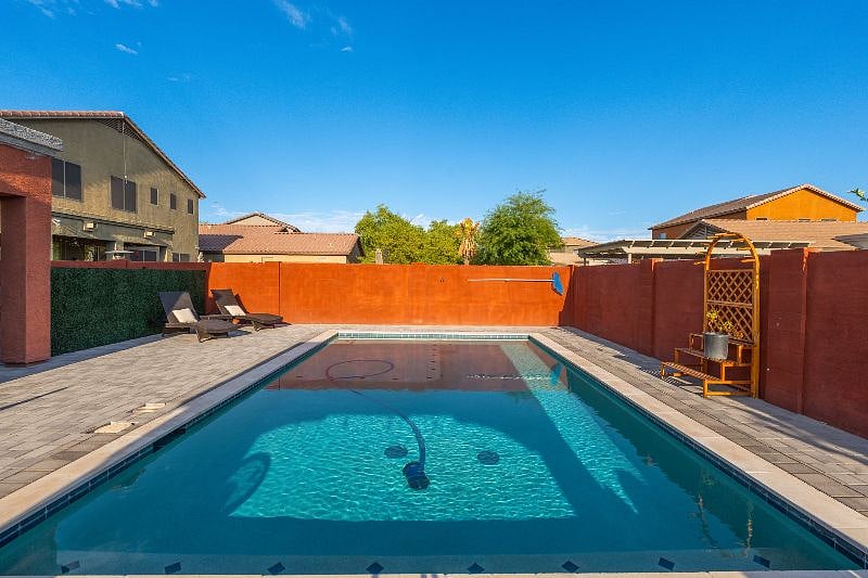 Furnished Finder property 614750_1 photo 38