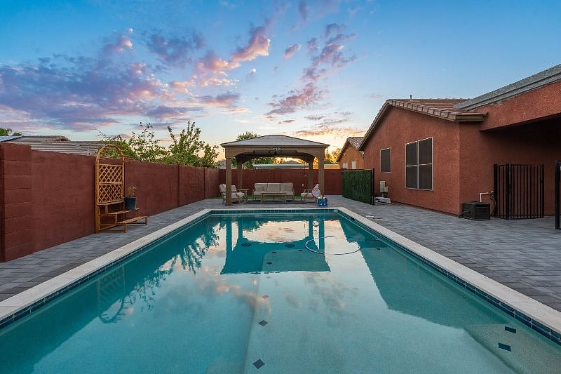 Furnished Finder property 614750_1 photo 43