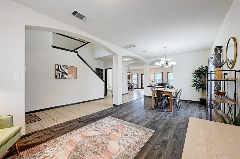 Furnished Finder property 614963_1 photo 4