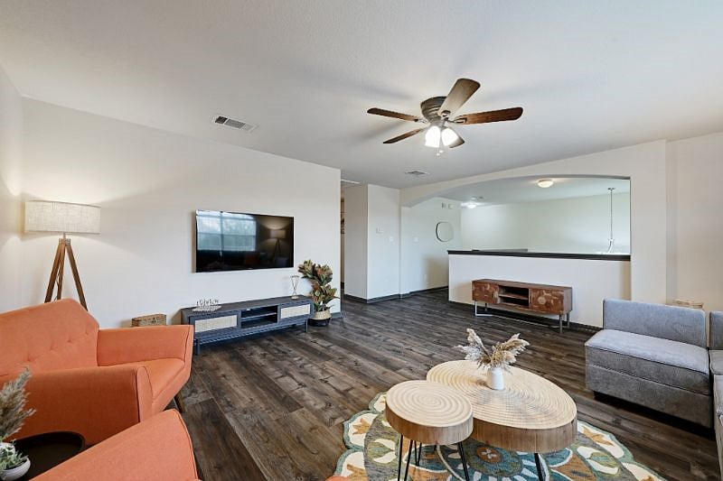 Furnished Finder property 614963_1 photo 22