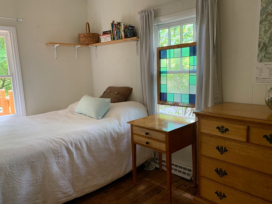 guest bedroom - full size mattress