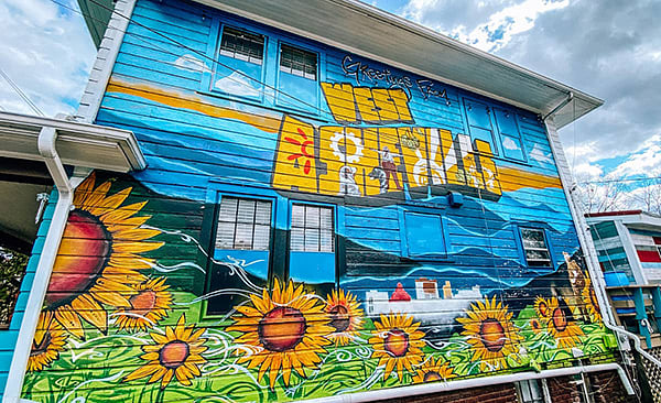 West Asheville - Haywood Rd. murals, restaurants, breweries and shops just 1 mile from home