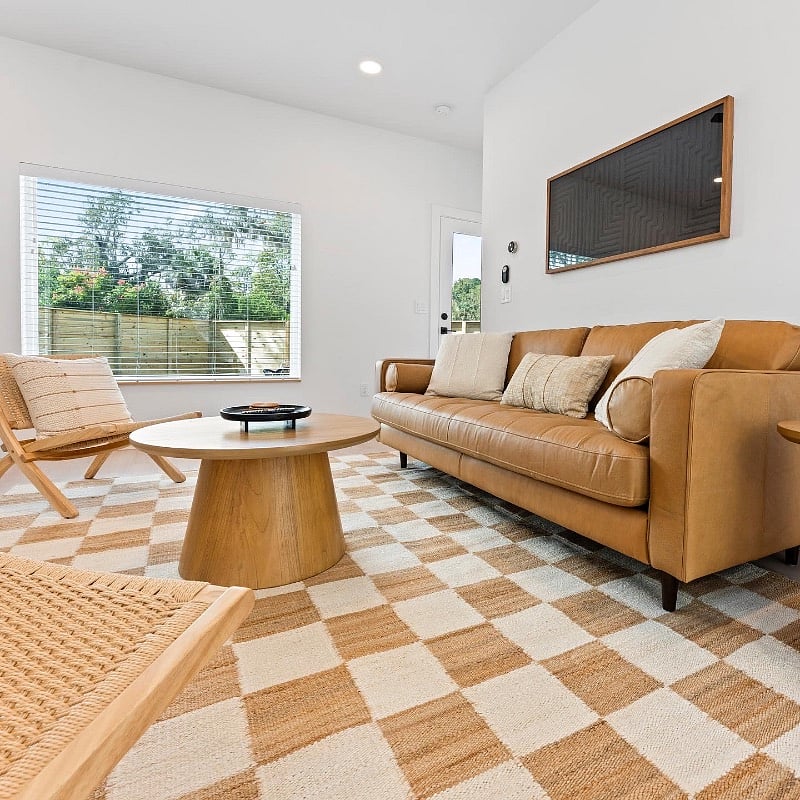 Furnished Finder property 615067_1 photo 2