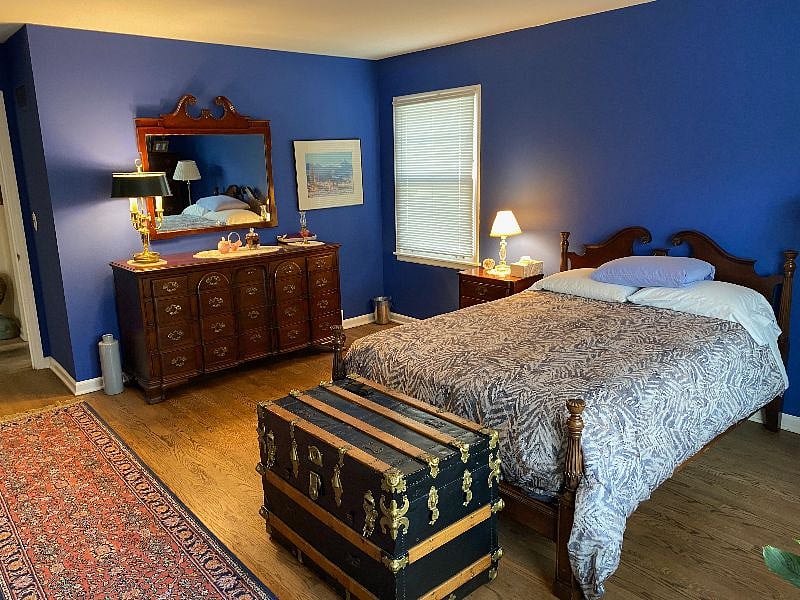 2nd floor bedroom