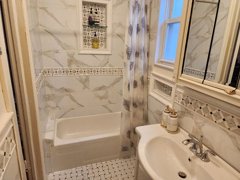 Furnished Finder property 615118_1 photo 15