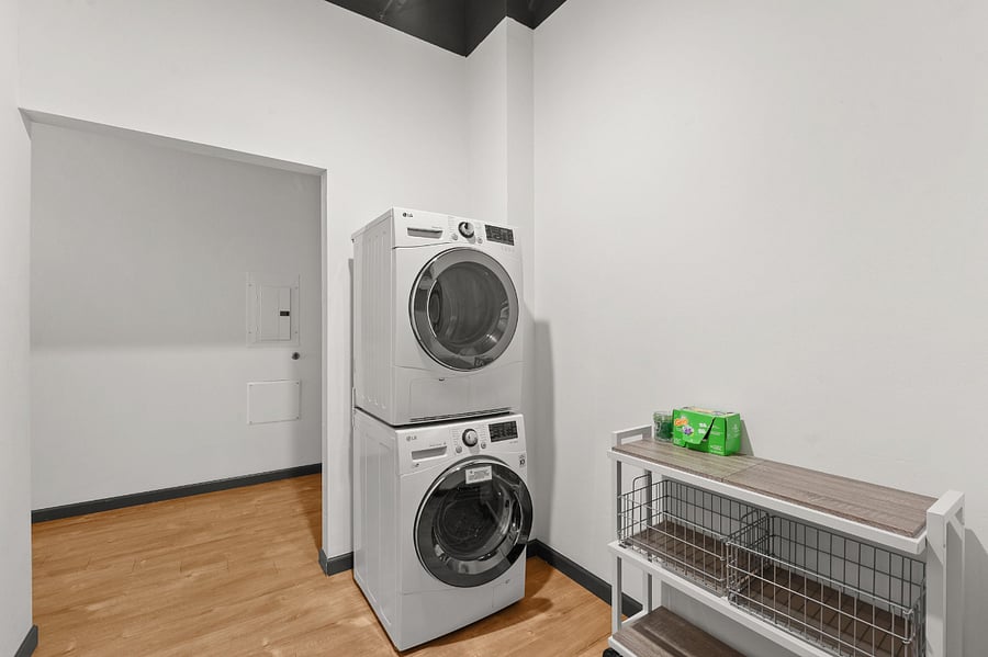 Furnished Finder property 615119_1 photo 14